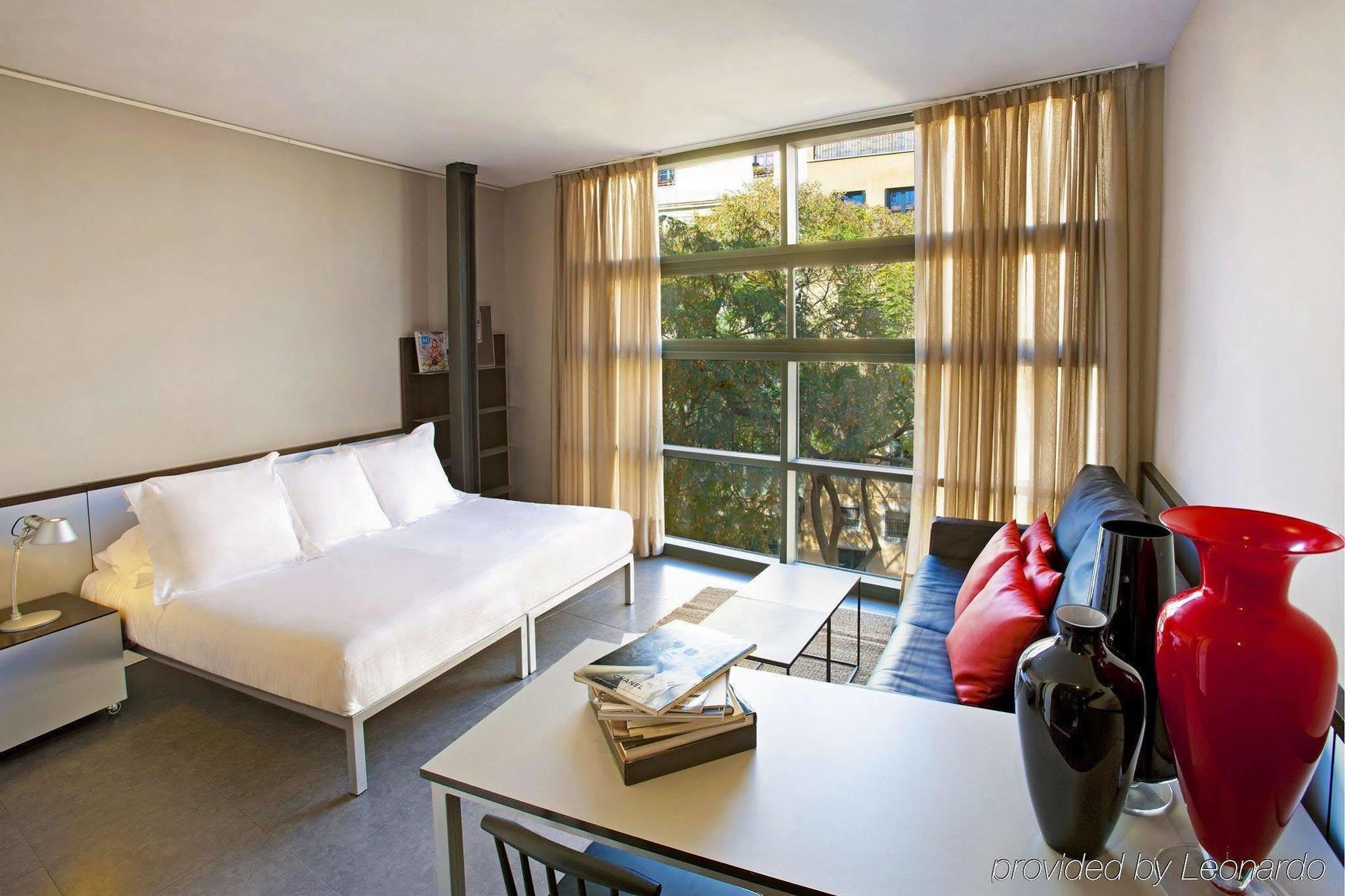 Aparthotel Allada 3* Barselona Dış mekan fotoğraf