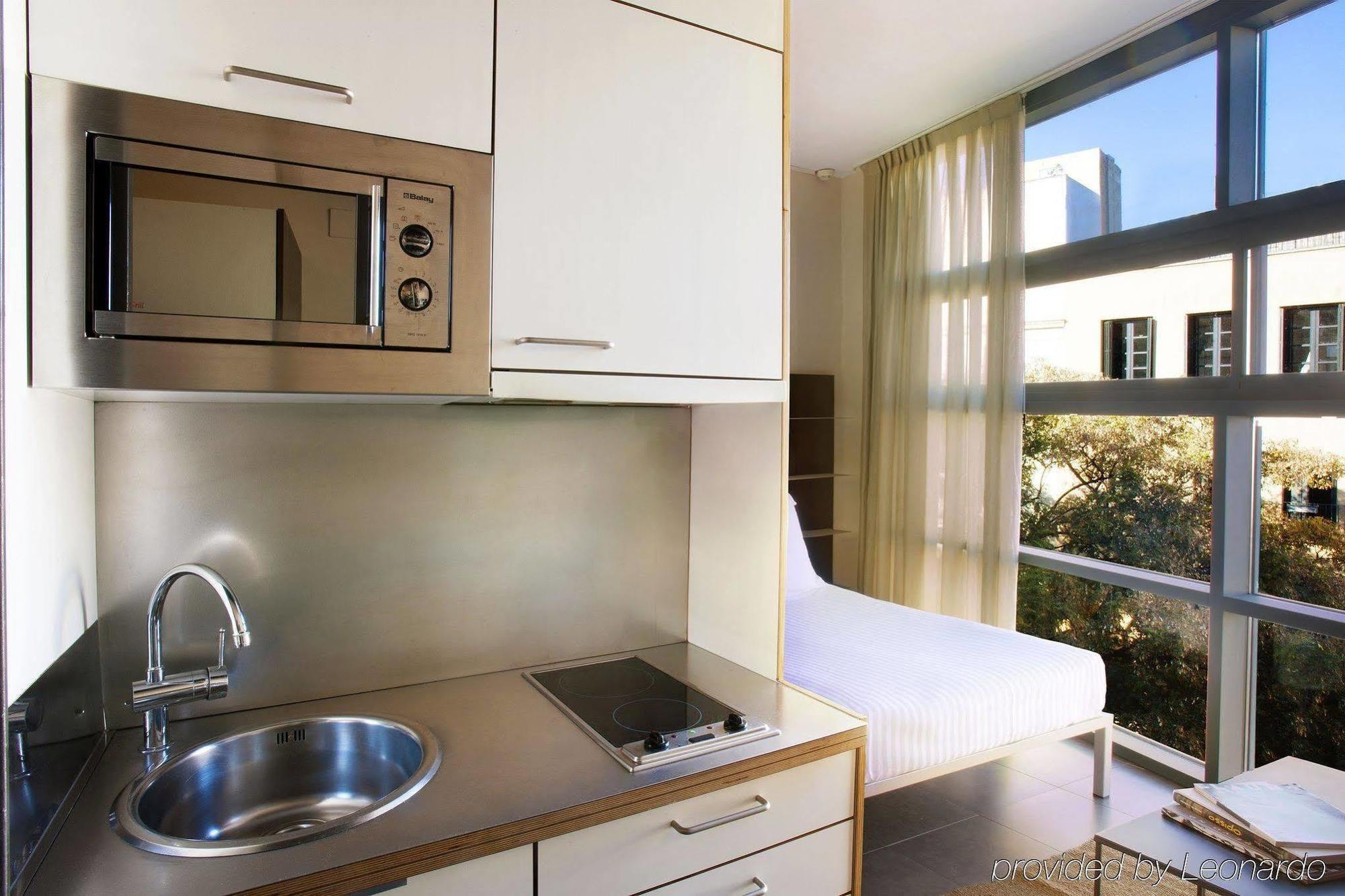 Aparthotel Allada 3* Barselona Dış mekan fotoğraf