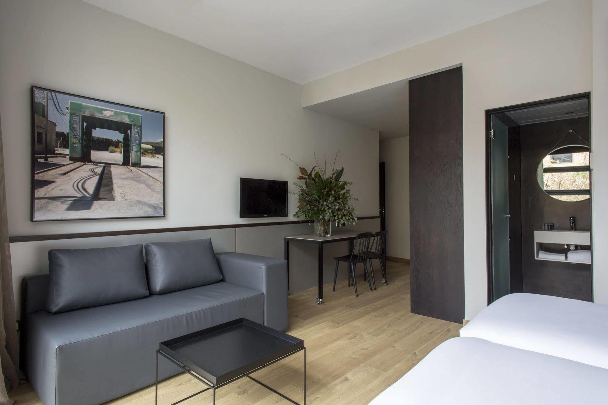 Aparthotel Allada 3* Barselona Dış mekan fotoğraf