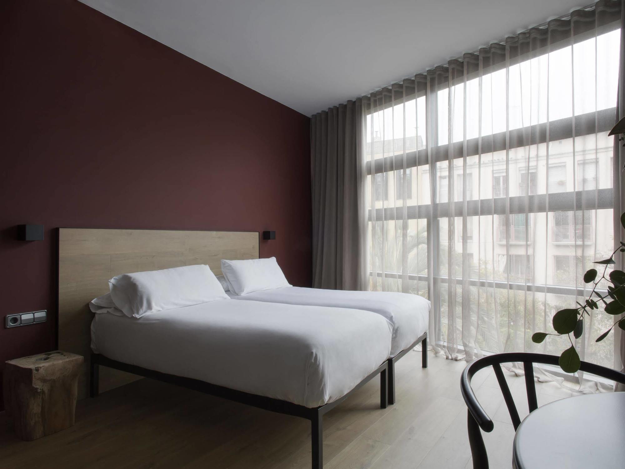 Aparthotel Allada 3* Barselona Dış mekan fotoğraf