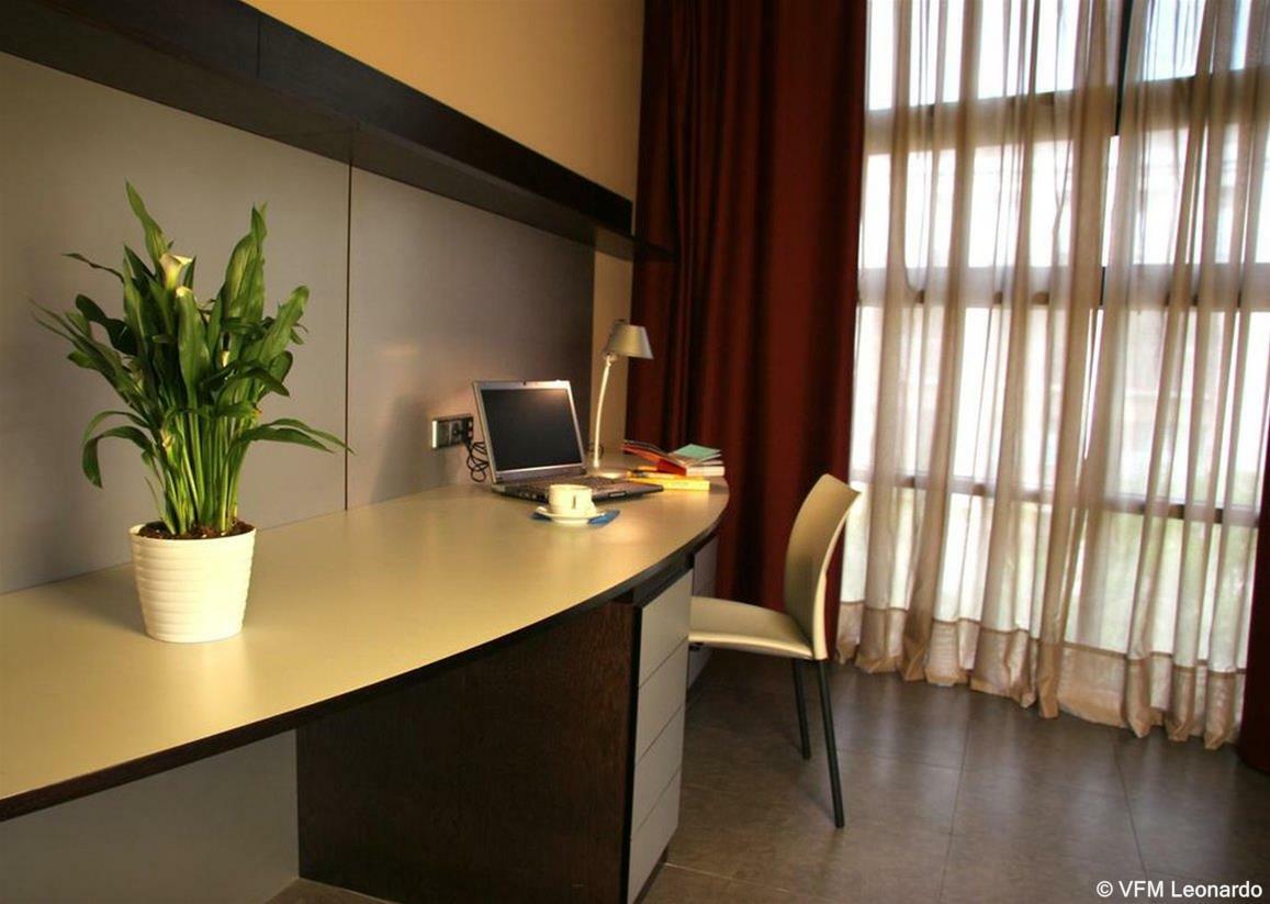 Aparthotel Allada 3* Barselona Dış mekan fotoğraf